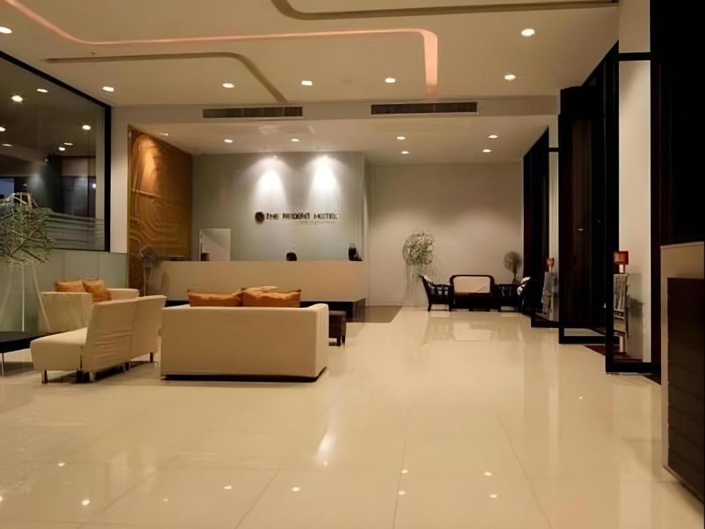 Hotel The Regent Ubon à Ubon Ratchathani Extérieur photo