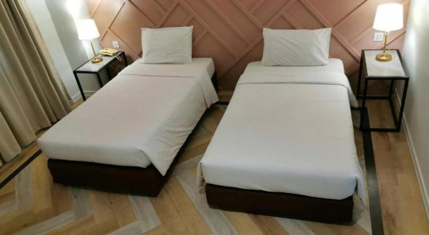Hotel The Regent Ubon à Ubon Ratchathani Extérieur photo