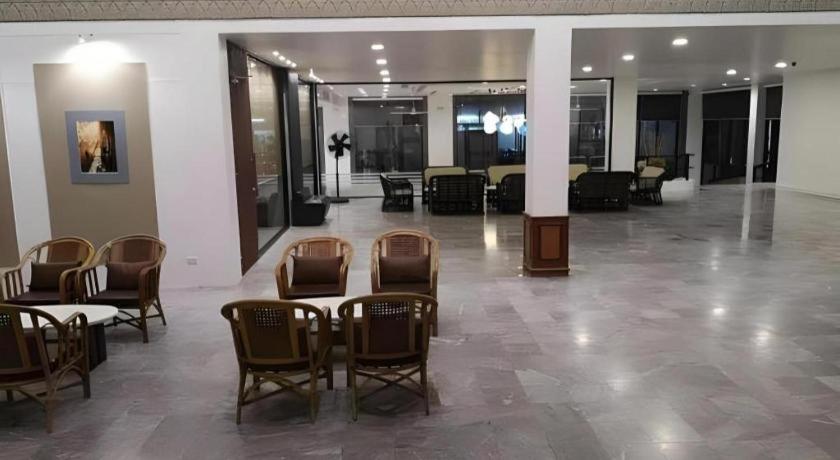 Hotel The Regent Ubon à Ubon Ratchathani Extérieur photo