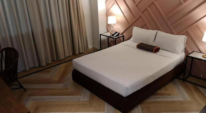 Hotel The Regent Ubon à Ubon Ratchathani Extérieur photo